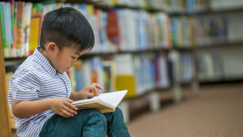 Tips Agar Anak Gemar Membaca